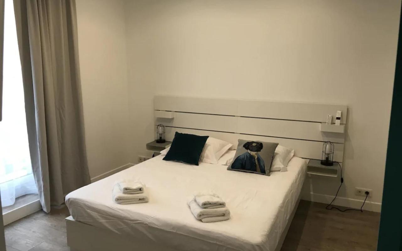 Elegant Appartement Dans Le Quartier Concorde A Párizs Kültér fotó