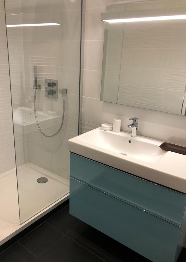 Elegant Appartement Dans Le Quartier Concorde A Párizs Kültér fotó